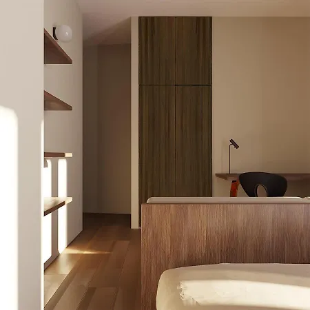 La Dama Del Porto Laveno-Mombello