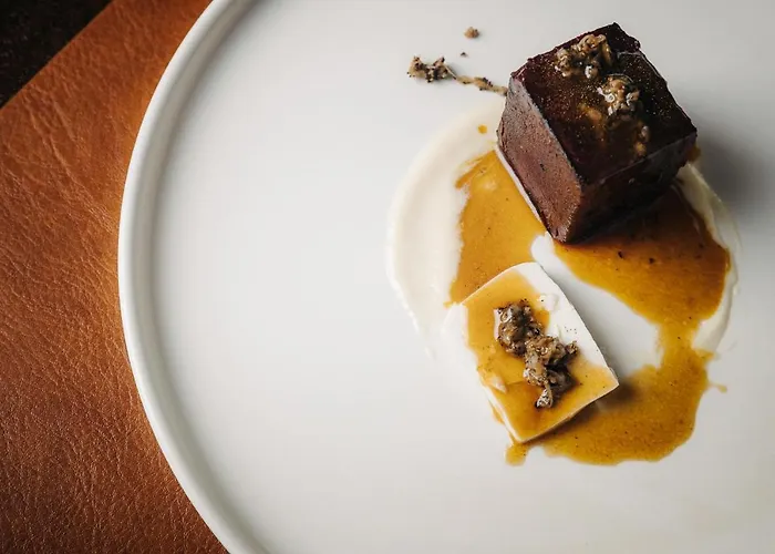 La Dama Del Porto لافينو-مومبيلو