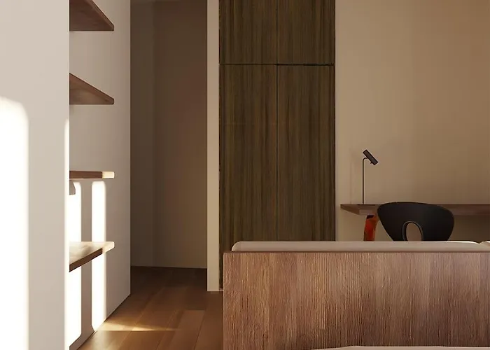 La Dama Del Porto 라베노-몸벨로