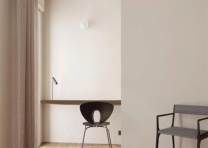 Hotel La Dama Del Porto *